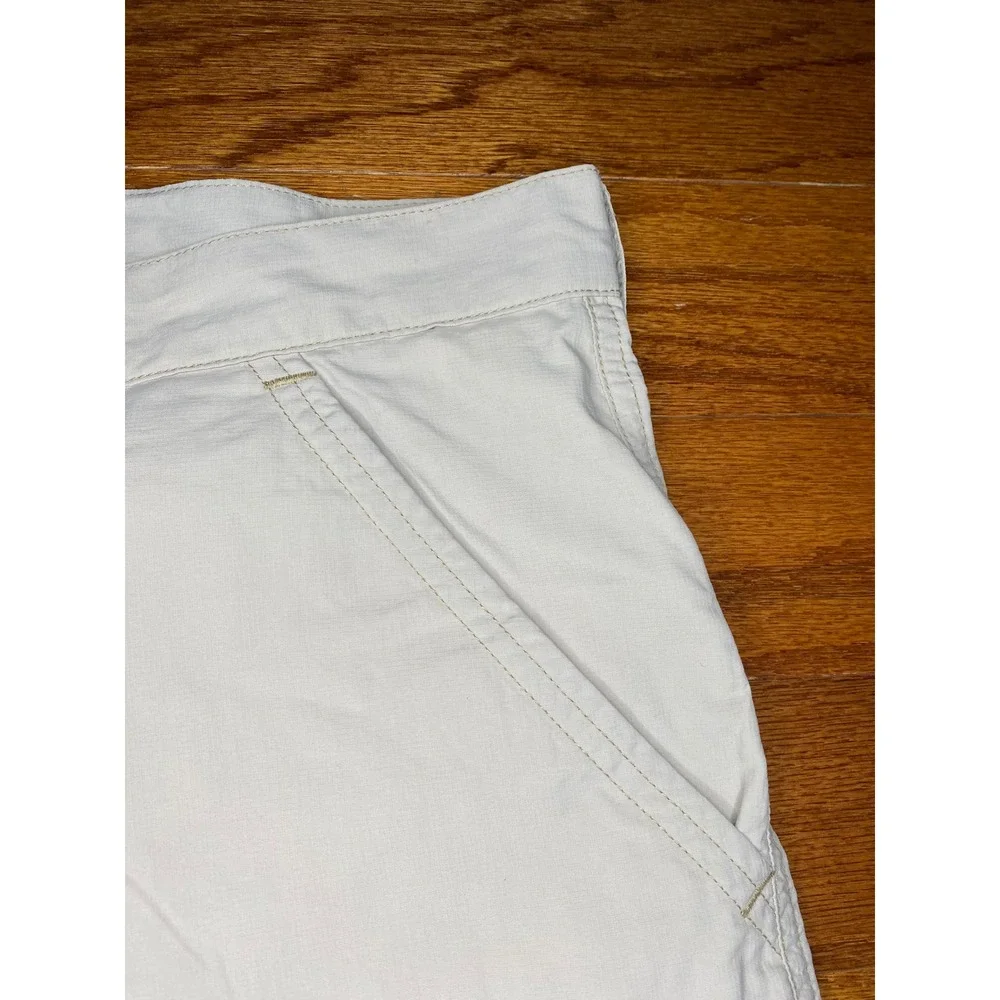Columbia Omni-Shade‎ Sun Protection Light Tan Cargo Shorts Size 42